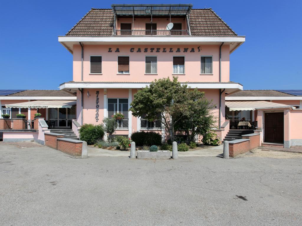 Locanda La Castellana Castello d'Agogna Экстерьер фото